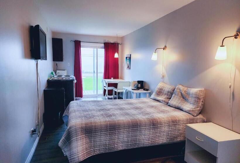 إستوديو قياسى مطل على البحر, Motel De La Mer