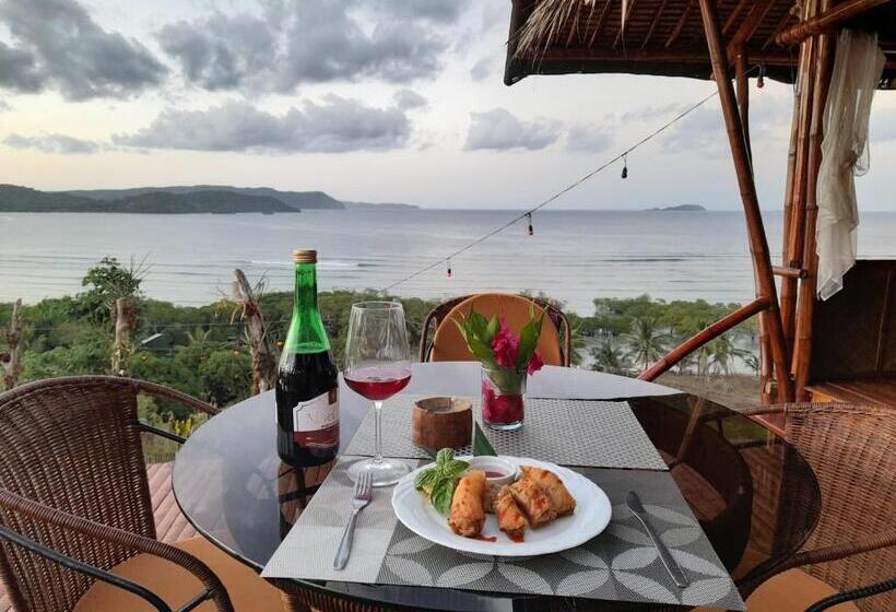 اتاق لوکس با چشم‌انداز باغ, Miley Lodging Restobar