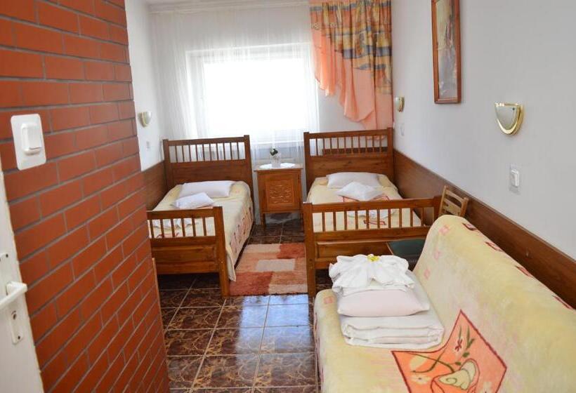 Номер Стандарт, Zajazd Wik