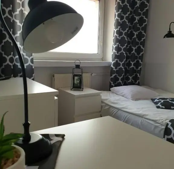 Standard Yhden Hengen Huone, Zajazd Wik