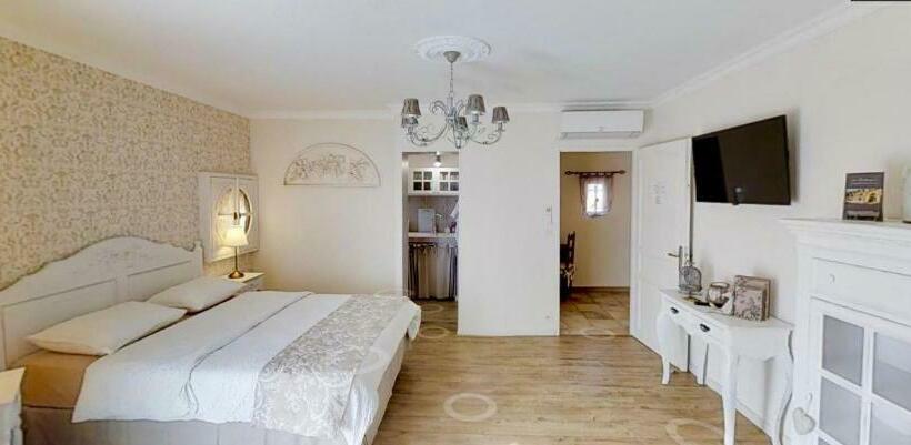 غرفة سوبيريور سرير كينج, Chambres D Hôtes Et Gîtes Les Restanques