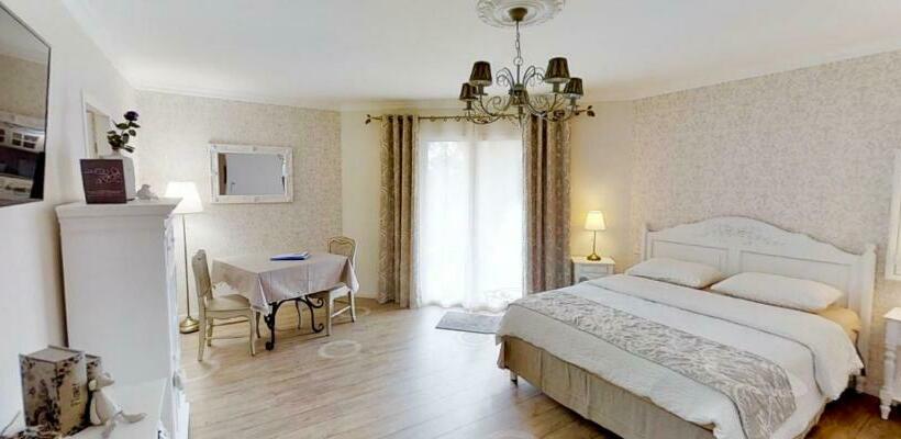 غرفة سوبيريور سرير كينج, Chambres D Hôtes Et Gîtes Les Restanques