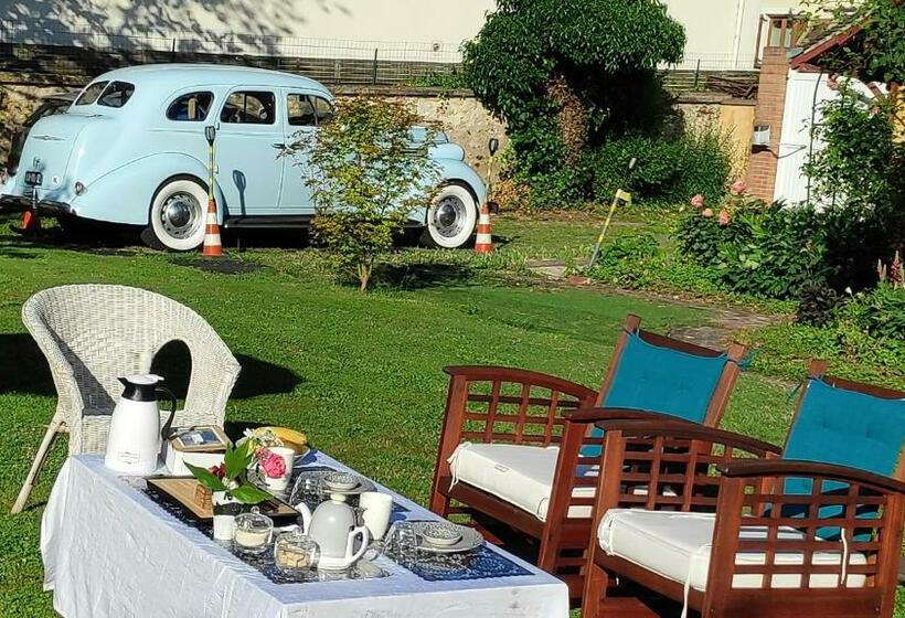 Номер Deluxe, Les Papouz