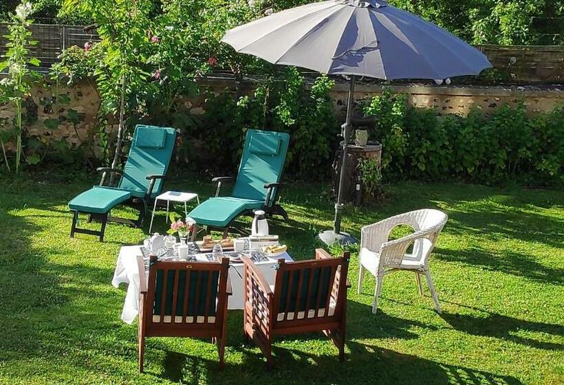 Номер Deluxe, Les Papouz