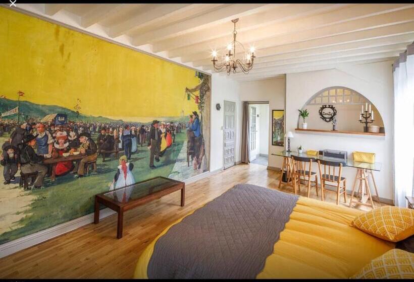 Номер Deluxe, Les Papouz