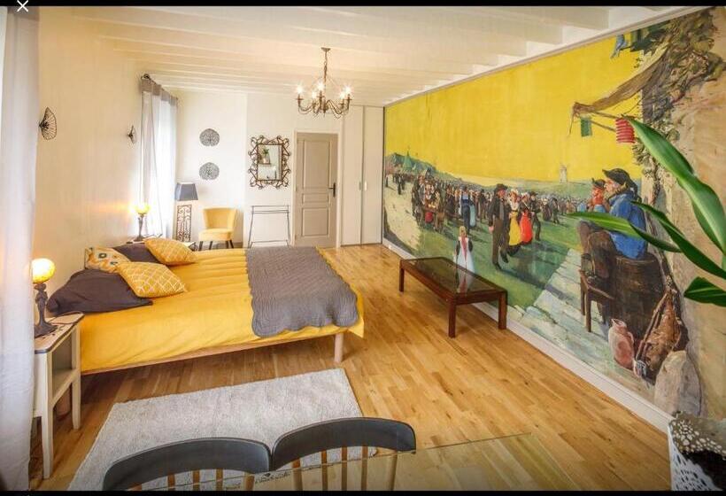 Номер Deluxe, Les Papouz