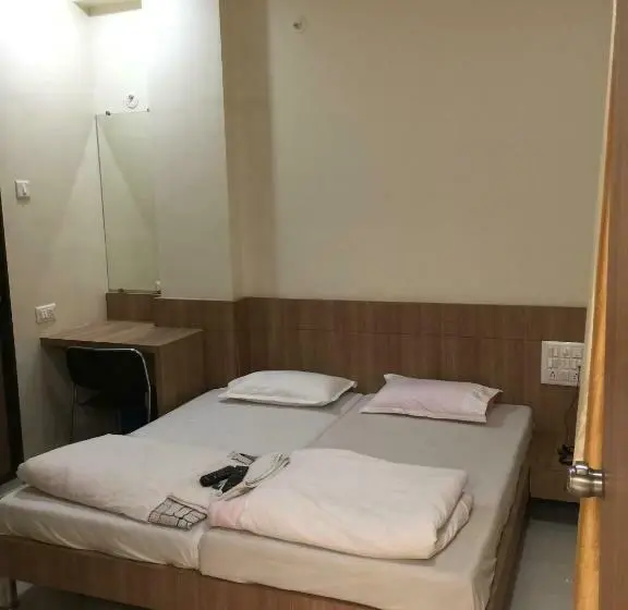 デラックスルーム, Aaditya Palace