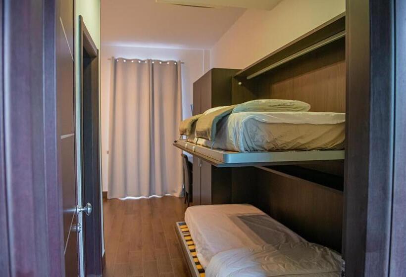 Номер Стандарт Трехместный, Artemide Fiore Club B&b Suite Spa