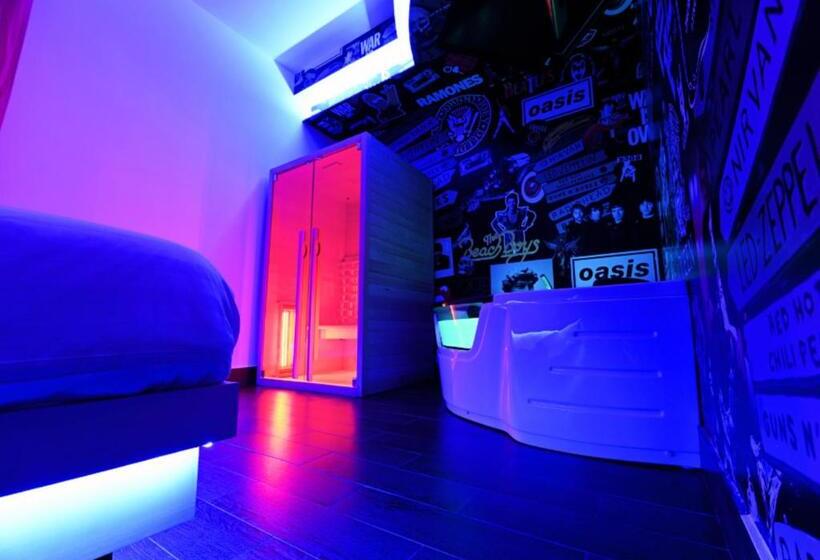 Люкс Кровать Кинг, Artemide Fiore Club B&b Suite Spa