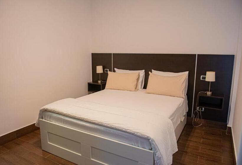 Номер Стандарт Трехместный, Artemide Fiore Club B&b Suite Spa