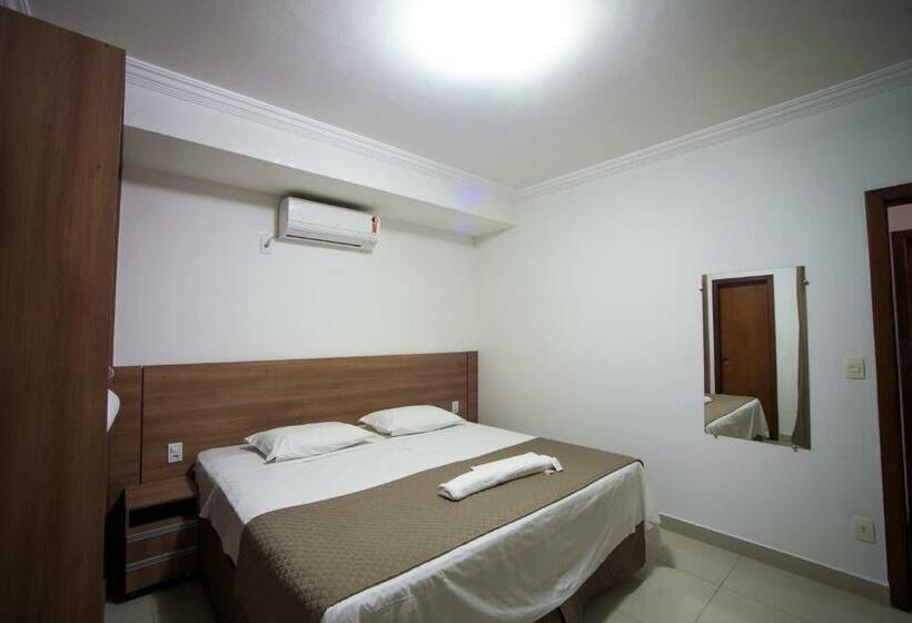 带大床的标准间, Centerminas Palace