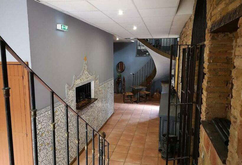 スタンダードルーム, El Castell Embruixat