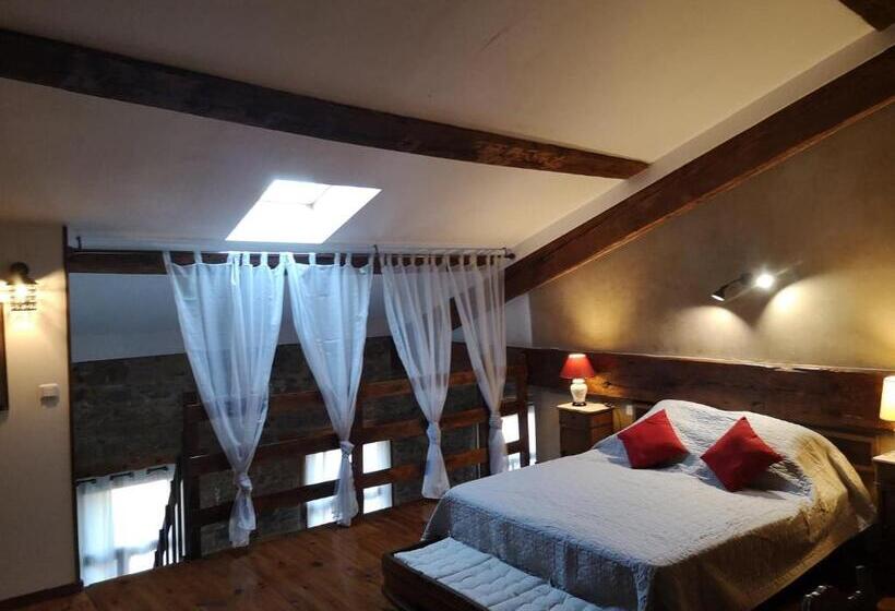 スタンダードルーム, El Castell Embruixat