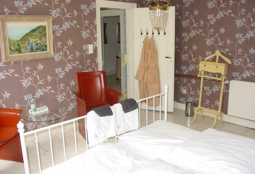 Семейный Номер Совместный Санузел, Robert S Bed & Breakfast