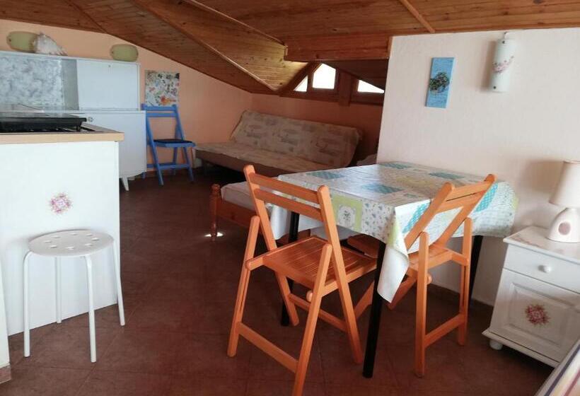 غرفة عائلية, вила фани синеморец