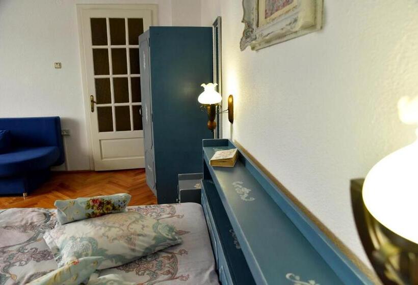 חדר סטנדרט לשלושה, Pensiunea Vila Silva Ii