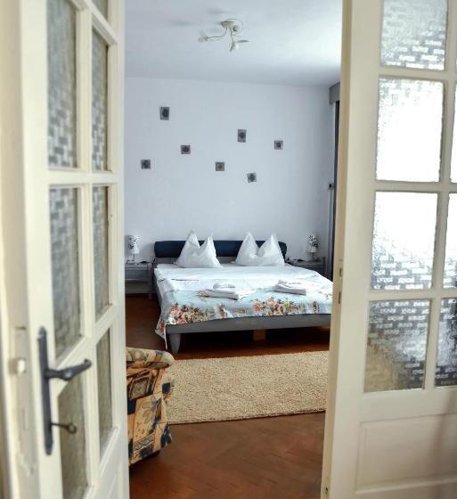 סוויטה משפחתית, Pensiunea Vila Silva Ii