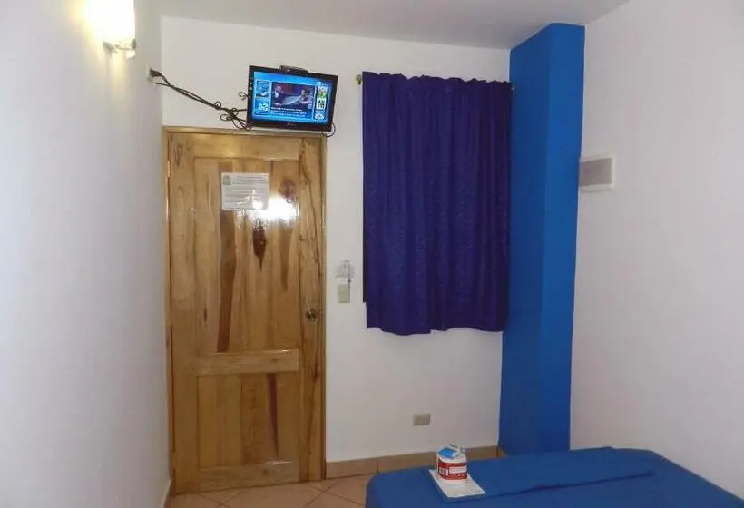 スーペリアールーム, Hostal Yaku Montañita