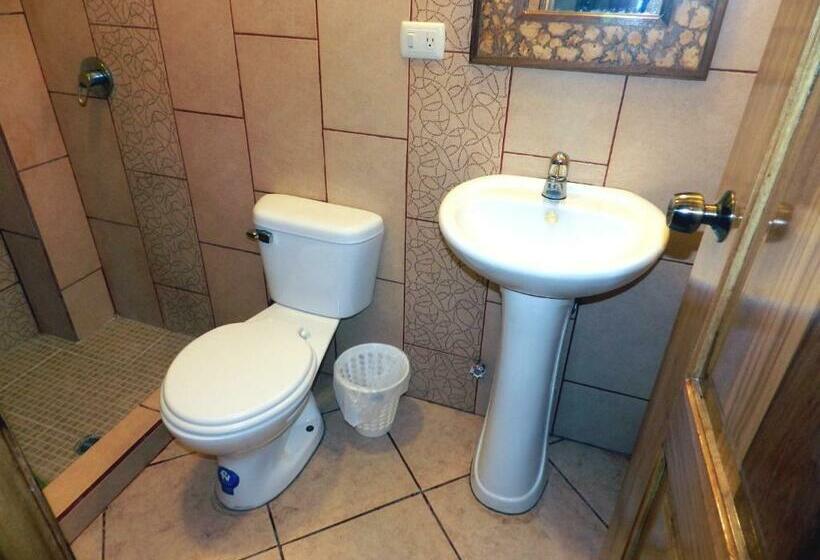 수피리어 룸, Hostal Yaku Montañita