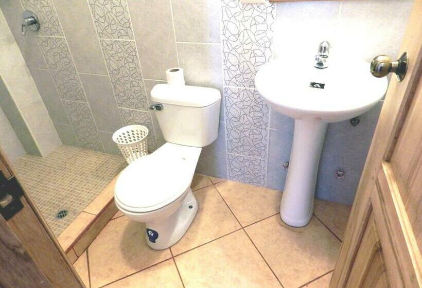 스탠다드 룸, Hostal Yaku Montañita