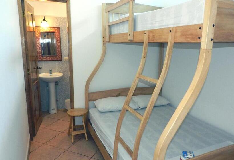 스탠다드 트리플 룸, Hostal Yaku Montañita