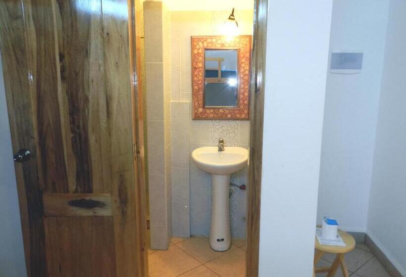 디럭스 패밀리 룸, Hostal Yaku Montañita