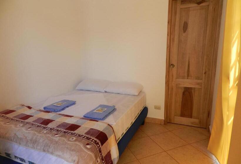 수피리어 룸, Hostal Yaku Montañita