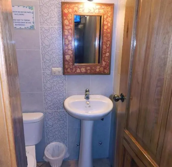 デラックスルーム, Hostal Yaku Montañita