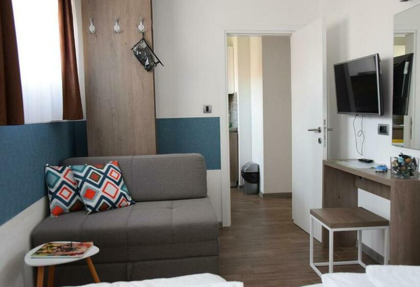 سوییت, Sms Studios