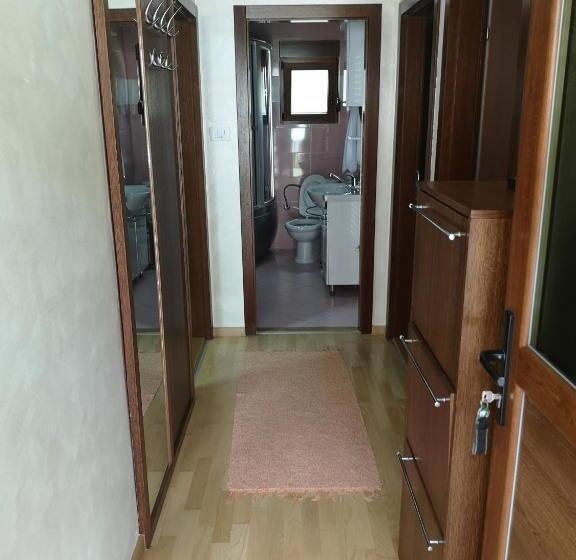 ویلای لوکس 1 خوابه, Clinic For Rehabilitation Vujan