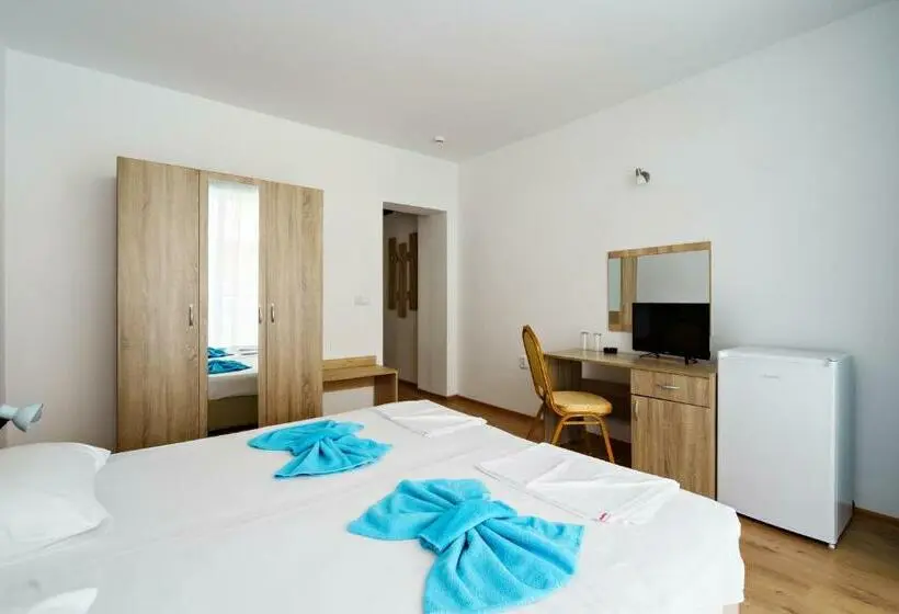 Habitació Estàndard, Elitza