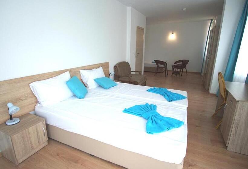 شقة غرفتين, Elitza