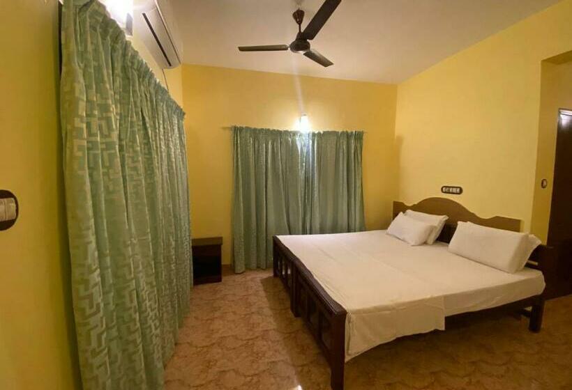 اتاق استاندارد با چشمانداز دریا, Karma Beach Resort