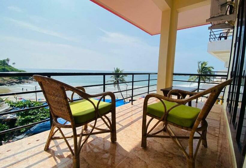 اتاق استاندارد با چشمانداز دریا, Karma Beach Resort
