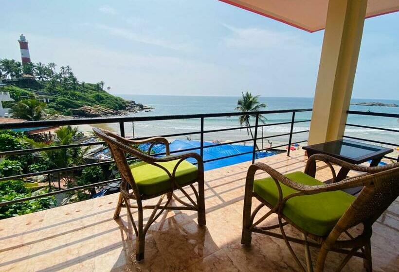 اتاق استاندارد با چشمانداز دریا, Karma Beach Resort