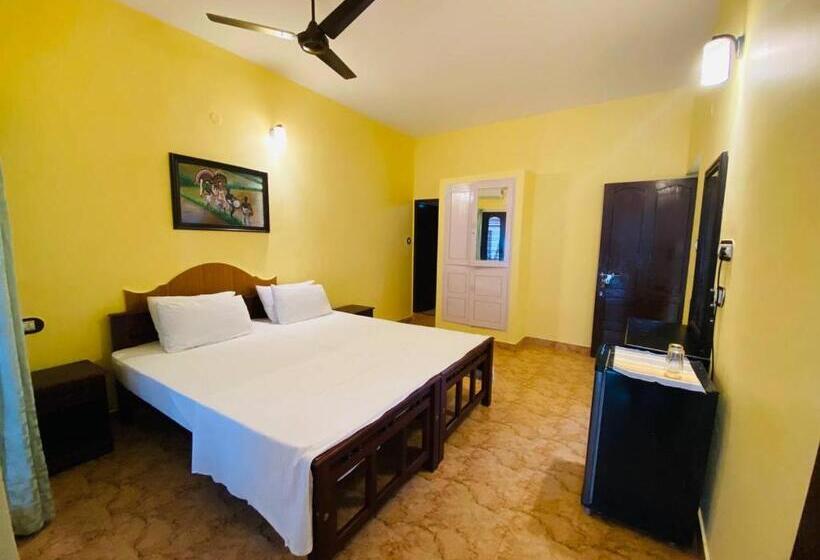 اتاق لوکس با چشمانداز دریا, Karma Beach Resort