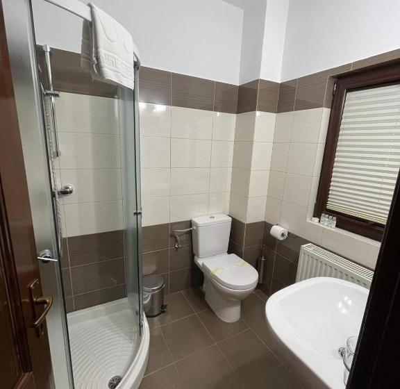 스탠다드 트리플 발코니 룸, River