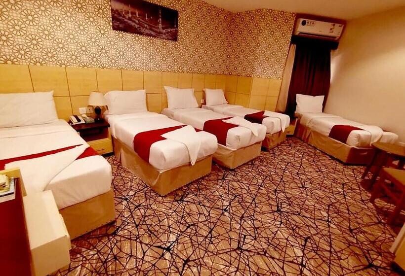 Номер Стандарт Трехместный, Safeer Almisk