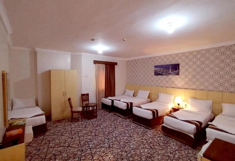 Четырехместный Номер Стандарт, Safeer Almisk