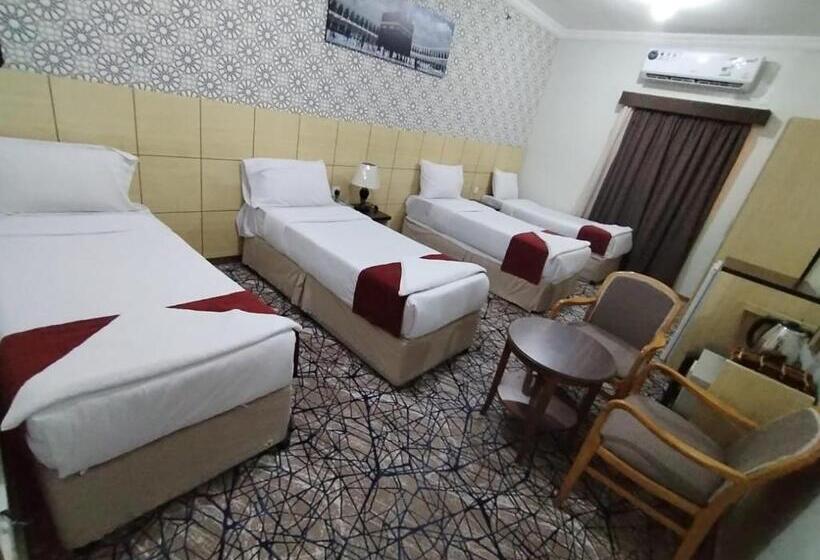 Четырехместный Номер Стандарт, Safeer Almisk