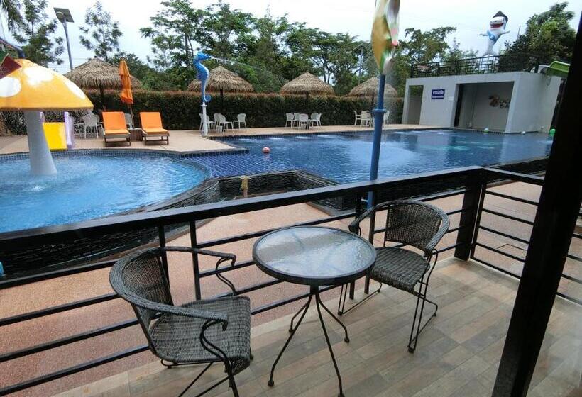 스탠다드 룸 킹사이즈 침대, The Rabbit Home