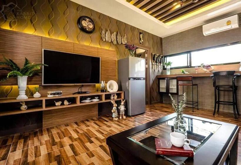 패밀리 방갈로, The Rabbit Home