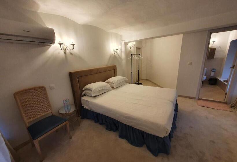 デラックストリプルルーム, Villa Al Tempio