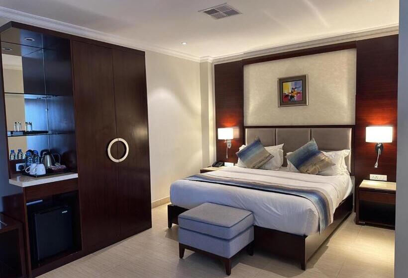 اتاق خانوادگی, Grand Palace Hotel Lusaka