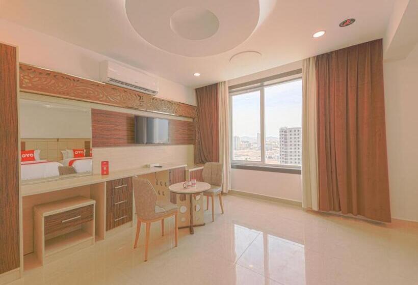 اتاق لوکس با تخت بزرگ, Diamond Star Hotel فندق النجمة الماسية