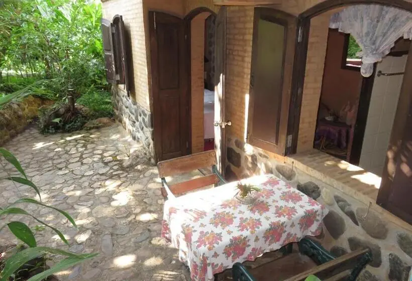 エコノミールーム, Little Eden Guesthouse