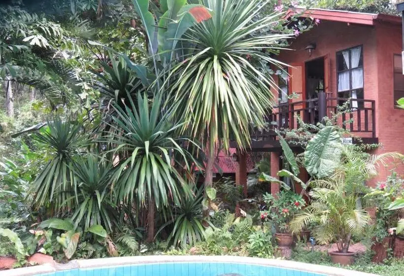 バンガローの２ベッドスタンダードルーム, Little Eden Guesthouse
