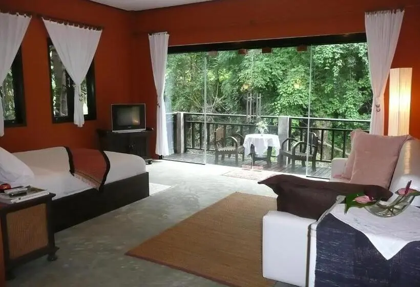 デラックスバンガロー, Little Eden Guesthouse