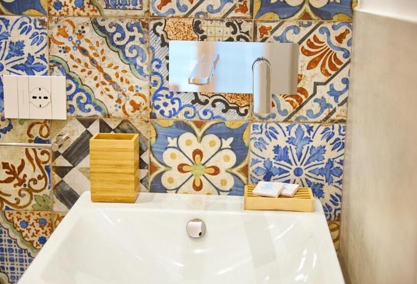 اتاق استاندارد با بالکن, Zeropensieri B&b