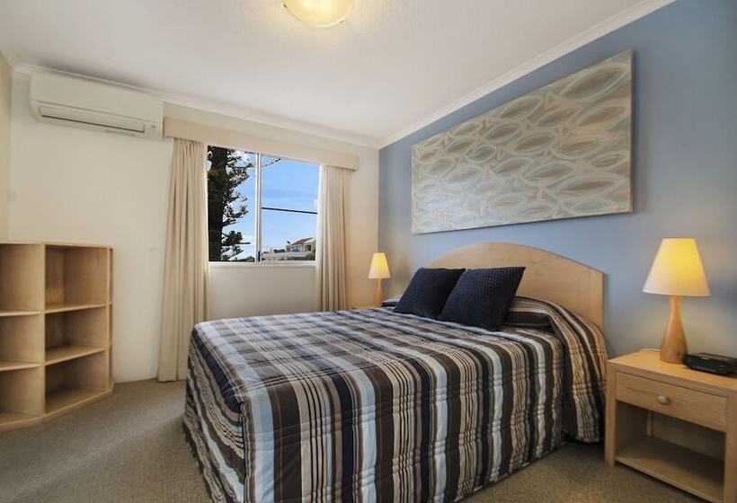 带两个卧室的顶楼公寓, Beachcomber On The Spit